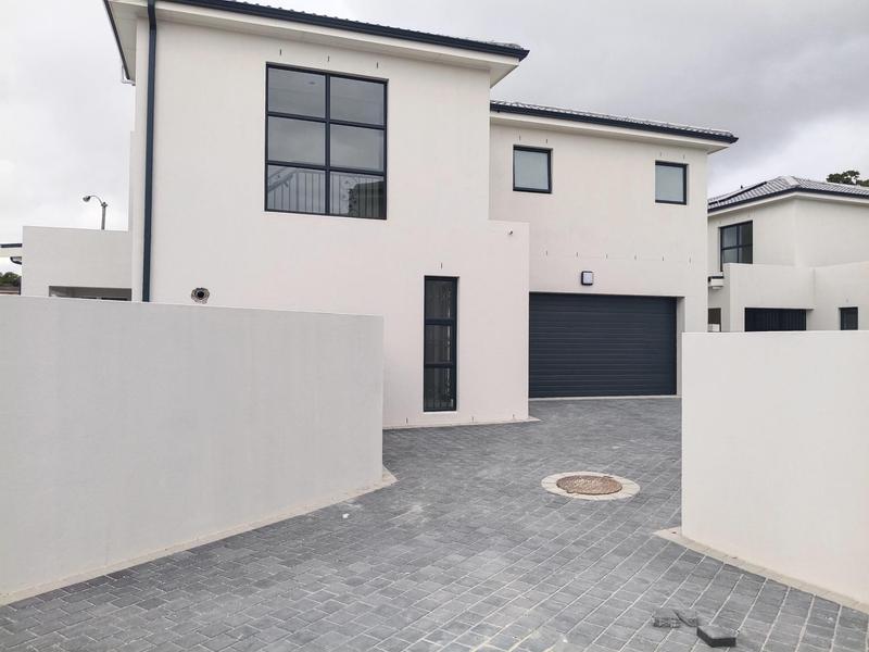 To Let 3 Bedroom Property for Rent in Bracken Heights Western Cape